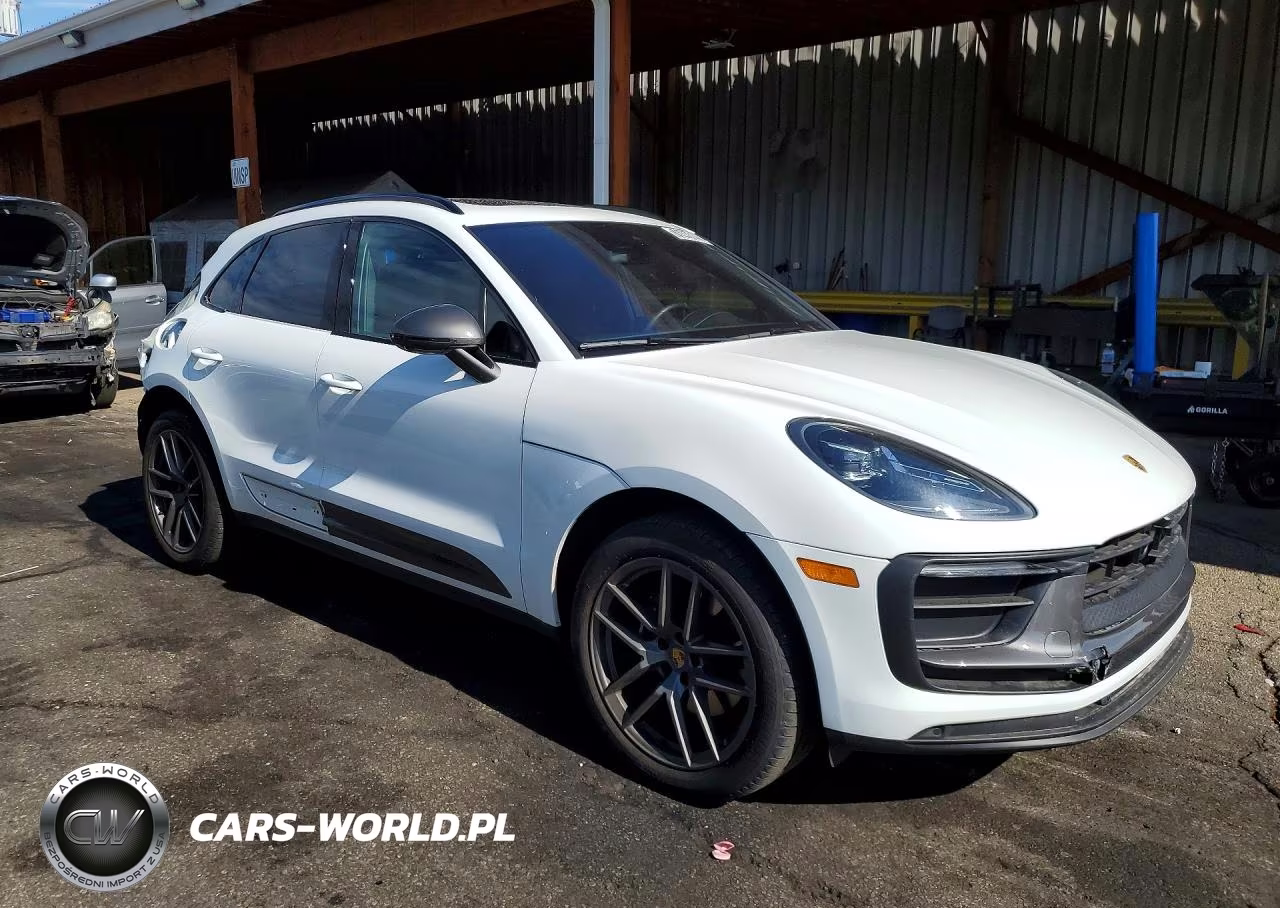 2024 Porsche Macan Base VIN:WP1AA2A54RLB20403 - 4