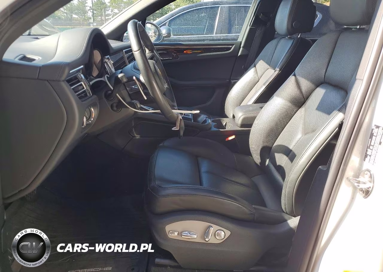 2024 Porsche Macan Base VIN:WP1AA2A54RLB20403 - 7