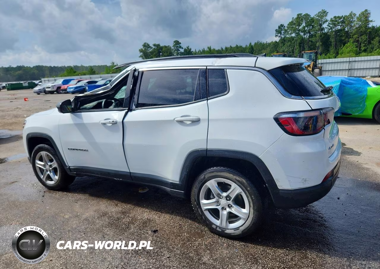 2023 Jeep Compass Latitude VIN:3C4NJDBN2PT561512 - 2