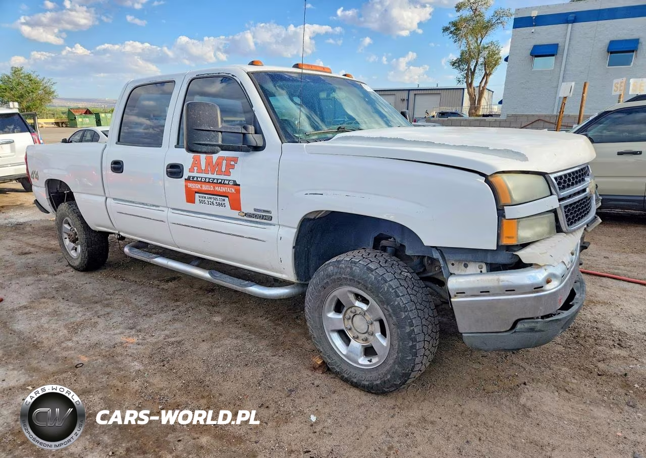 2007 Chevrolet Silverado K2500 Heavy Duty VIN:1GCHK23D67F191633 - 4