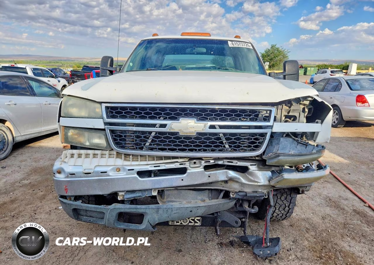 2007 Chevrolet Silverado K2500 Heavy Duty VIN:1GCHK23D67F191633 - 5