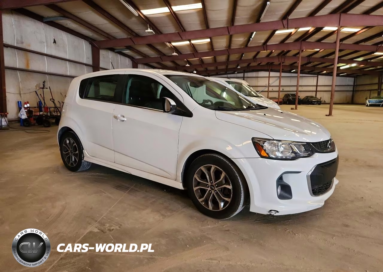 2019 Chevrolet Sonic Lt VIN:1G1JD6SBXK4128101 - 4