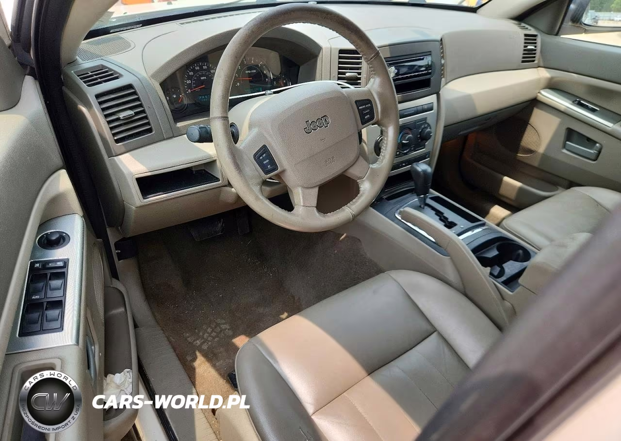 2005 Jeep Grand Cherokee Laredo VIN:1J8GR48K25C609459 - 8