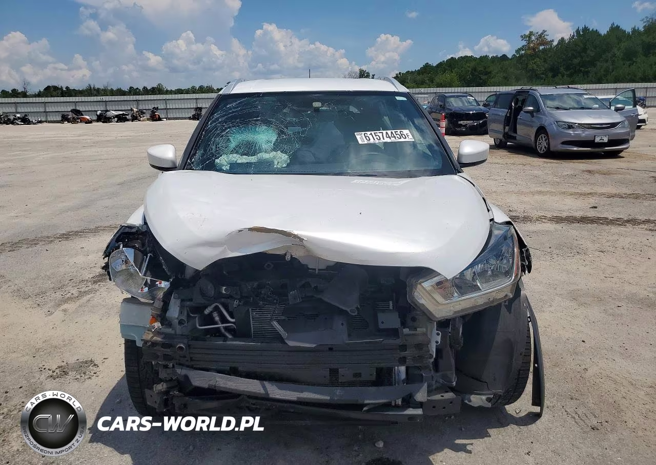 2019 Nissan Kicks Sv VIN:3N1CP5CU5KL518148 - 5