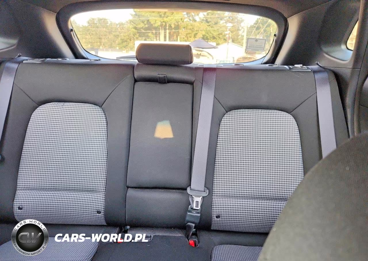 2021 Hyundai Kona Night VIN:KM8K6CA51MU670413 - 10