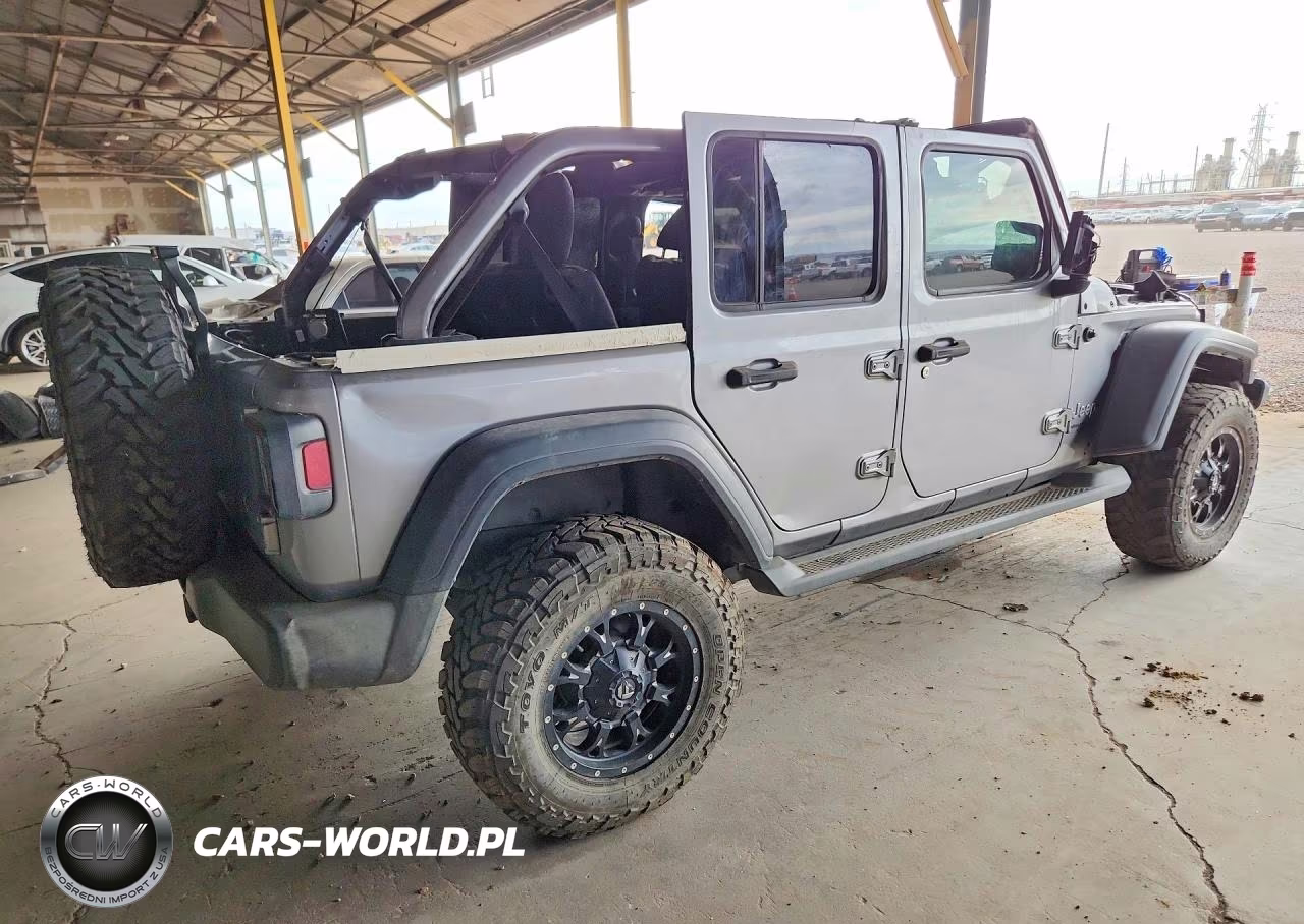 2018 Jeep Wrangler Unlimited Sport VIN:1C4HJXDN6JW142415 - 3