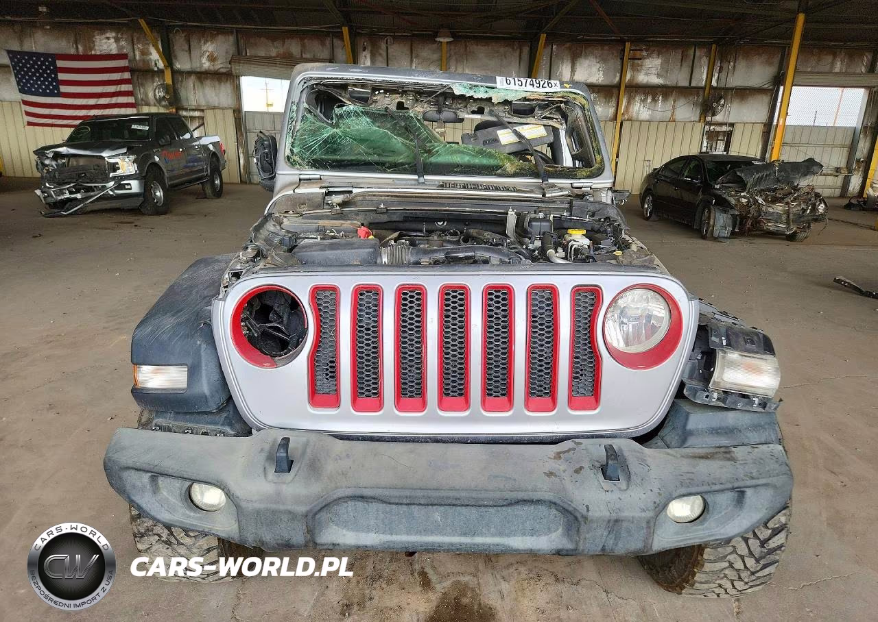 2018 Jeep Wrangler Unlimited Sport VIN:1C4HJXDN6JW142415 - 5