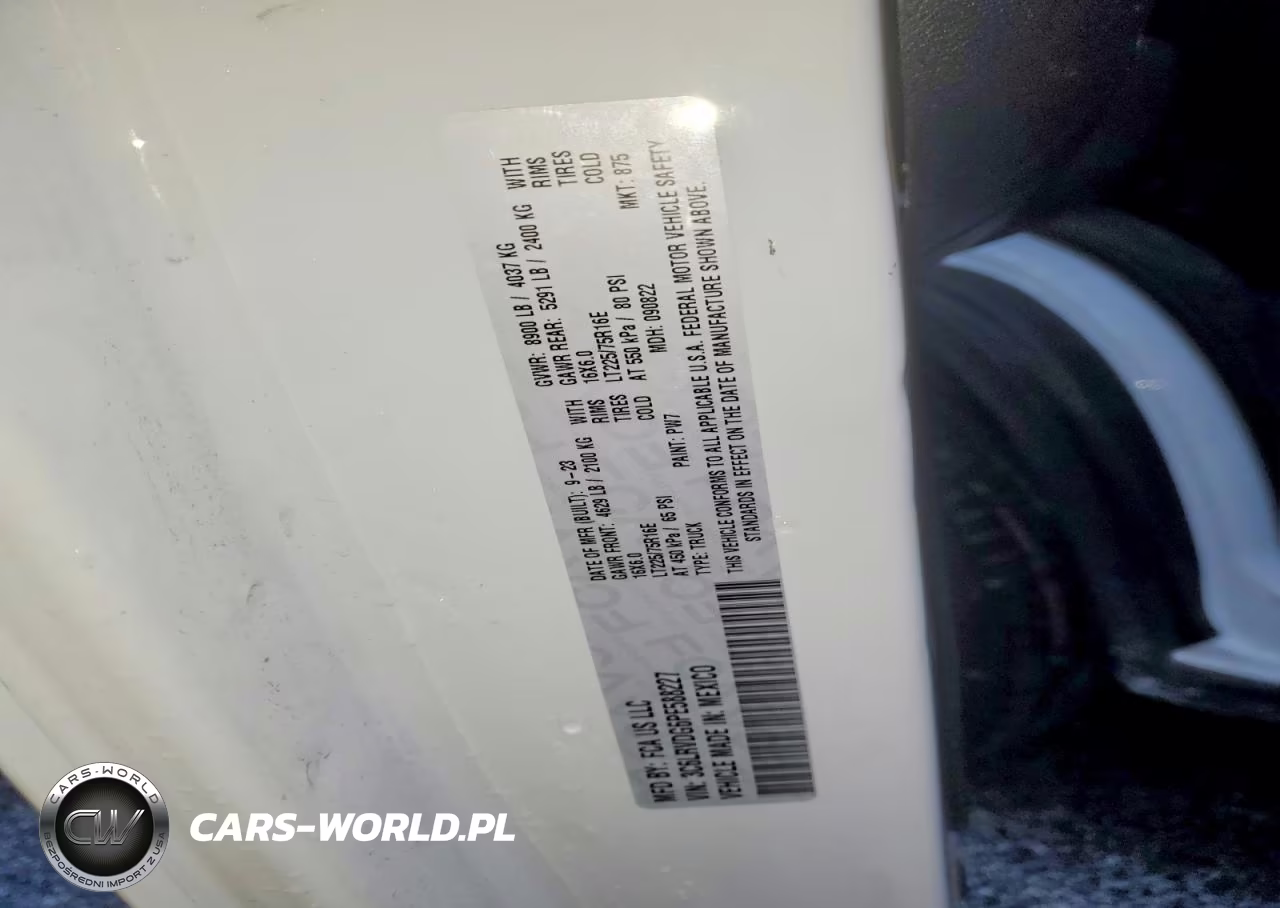2023 Ram Promaster 2500 Delivery Van VIN:3C6LRVDG6PE588227 - 14
