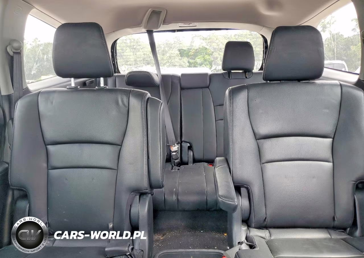 2019 Honda Pilot Touring VIN:5FNYF5H65KB004685 - 10