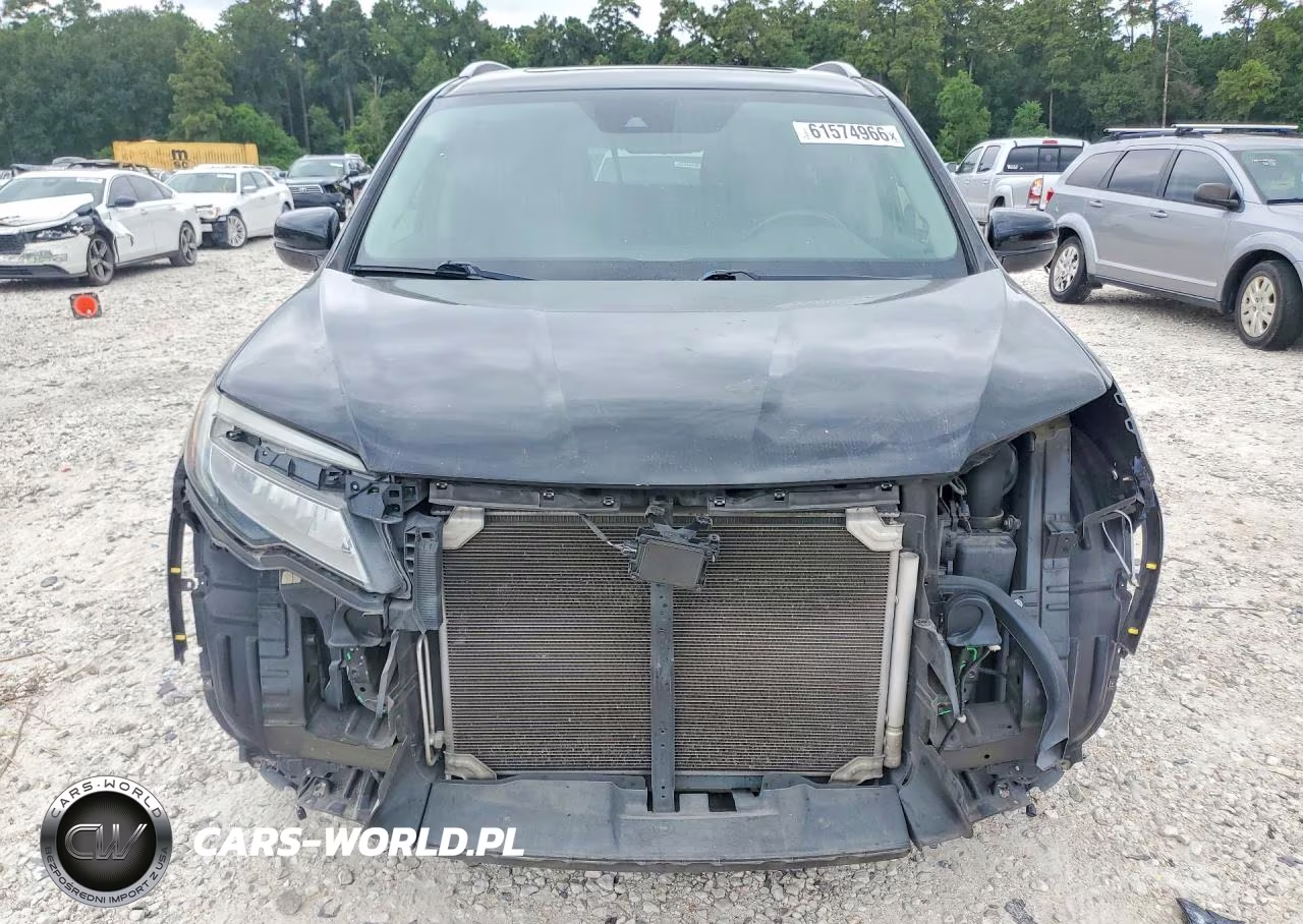 2019 Honda Pilot Touring VIN:5FNYF5H65KB004685 - 5