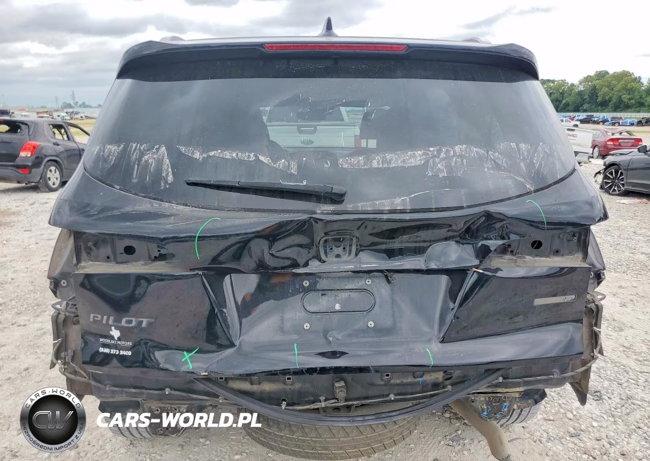 2019 Honda Pilot Touring VIN:5FNYF5H65KB004685 - 6
