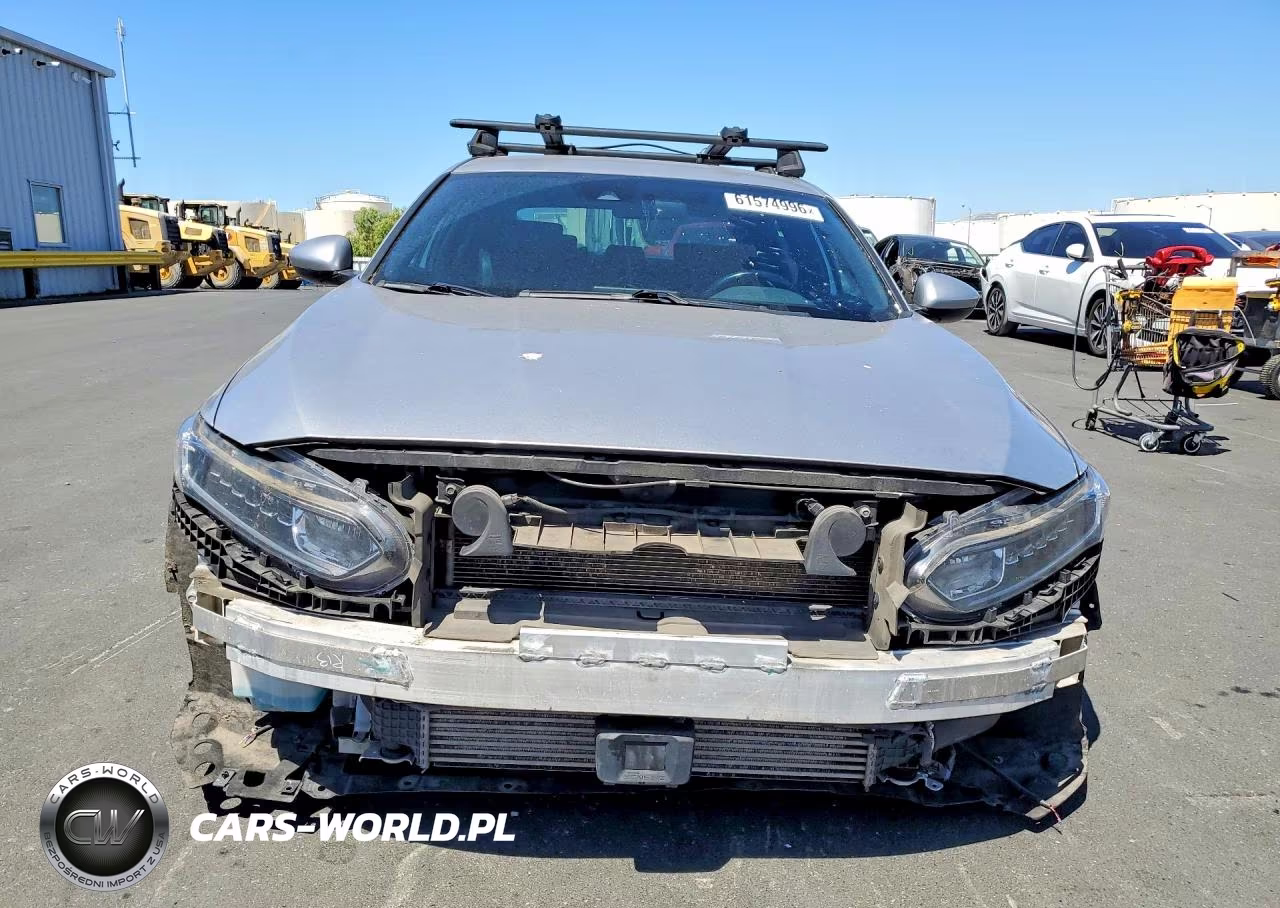 2018 Honda Accord Sport VIN:1HGCV1F35JA219572 - 5