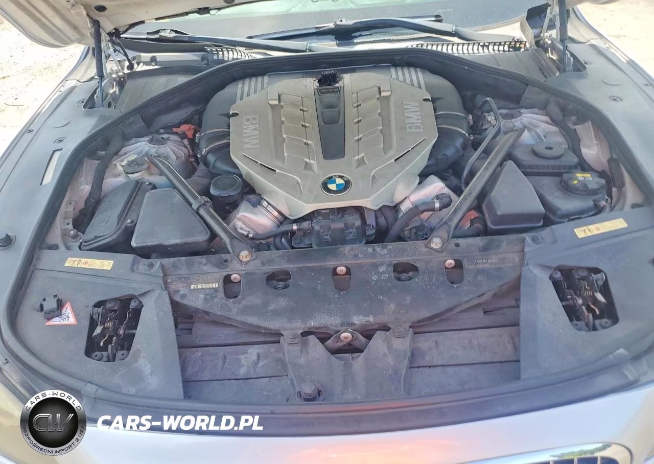 2009 BMW 750 Li VIN:WBAKB83569CY57182 - 11