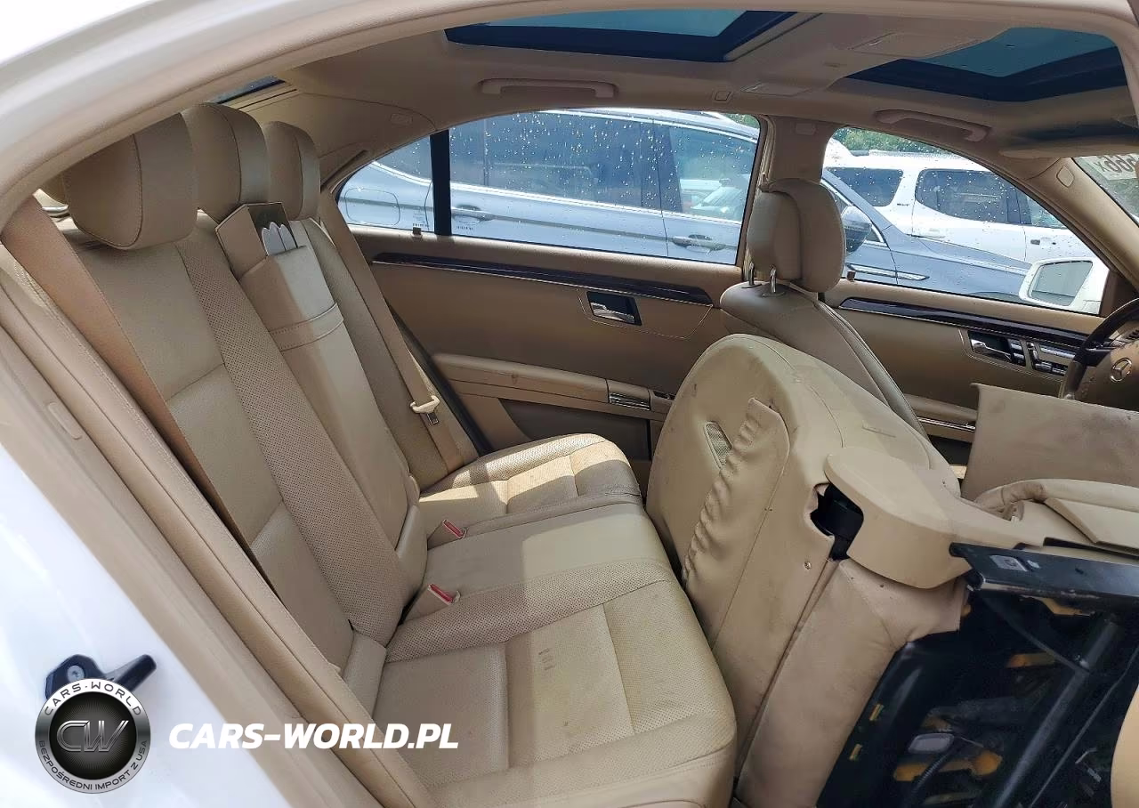 2010 Mercedes-Benz S 550 VIN:WDDNG7BB7AA356813 - 10