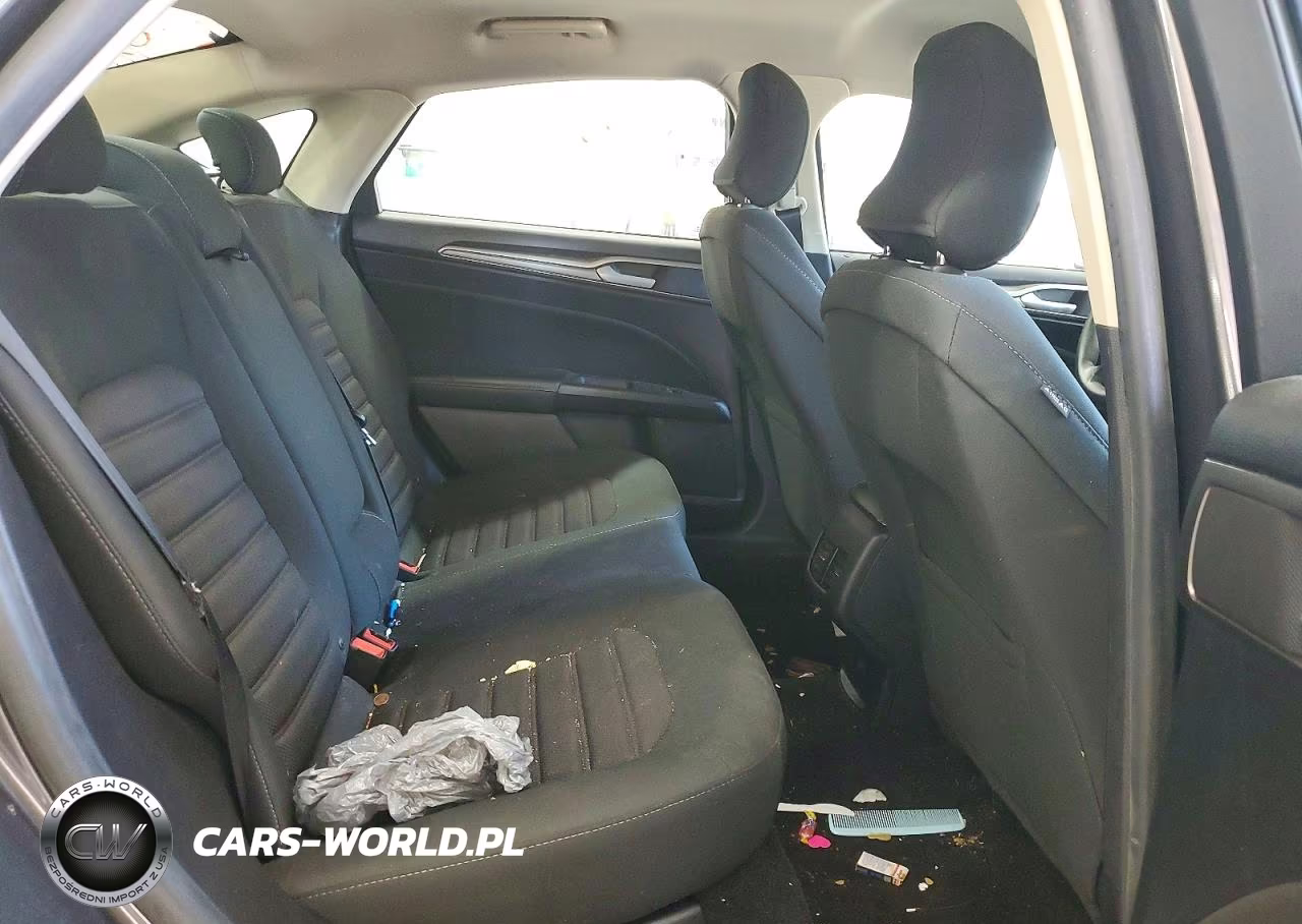 2018 Ford Fusion Se VIN:3FA6P0HD8JR183586 - 10
