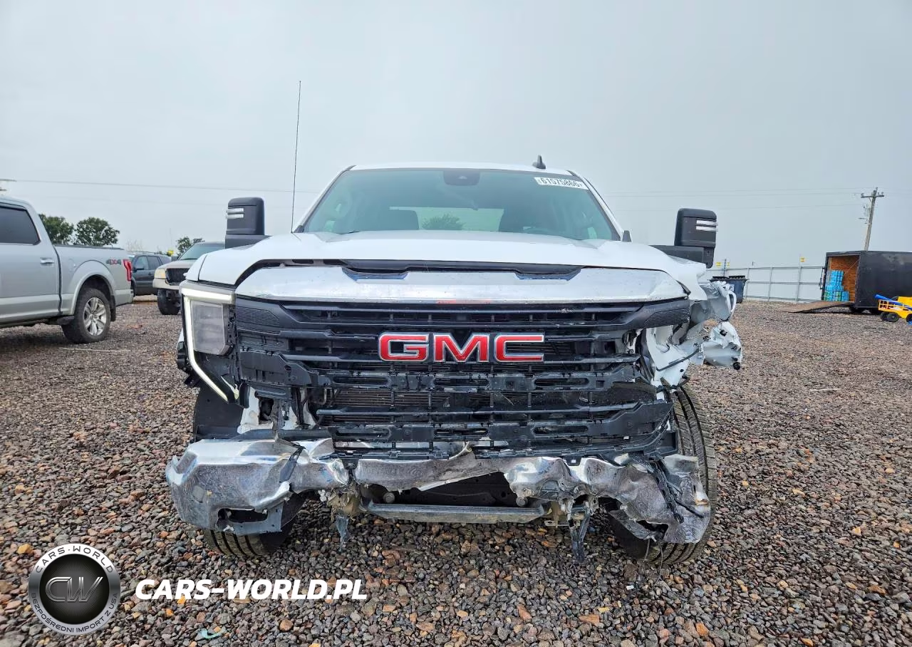 2024 GMC 1500 VIN:1GTUUAED0RZ348929 - 5