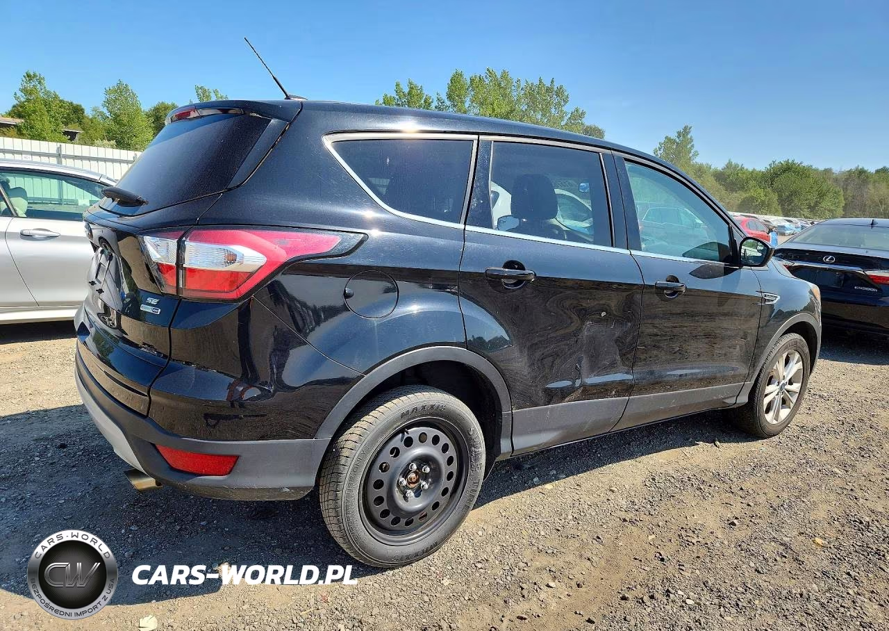 2017 Ford Escape Se VIN:1FMCU9GD4HUD14071 - 3