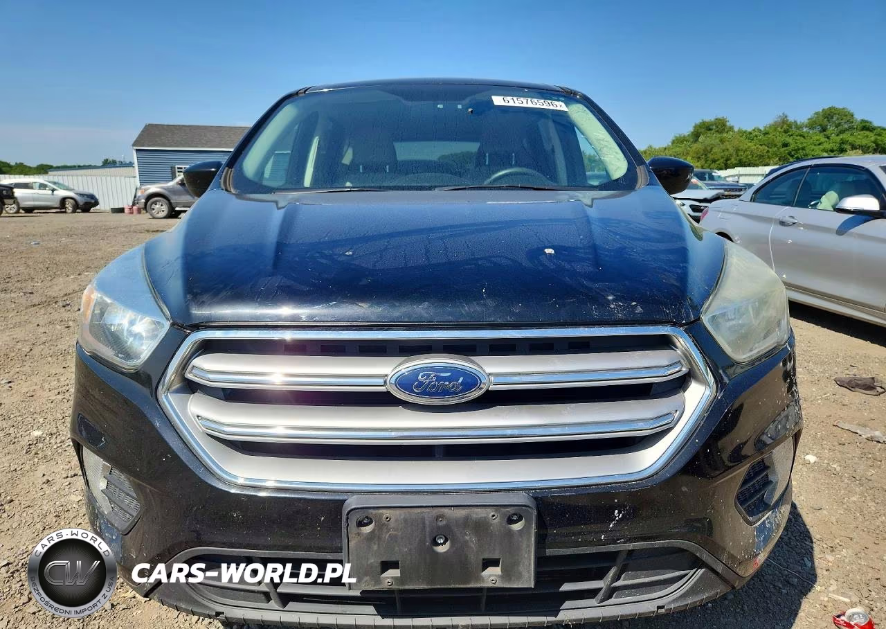 2017 Ford Escape Se VIN:1FMCU9GD4HUD14071 - 5