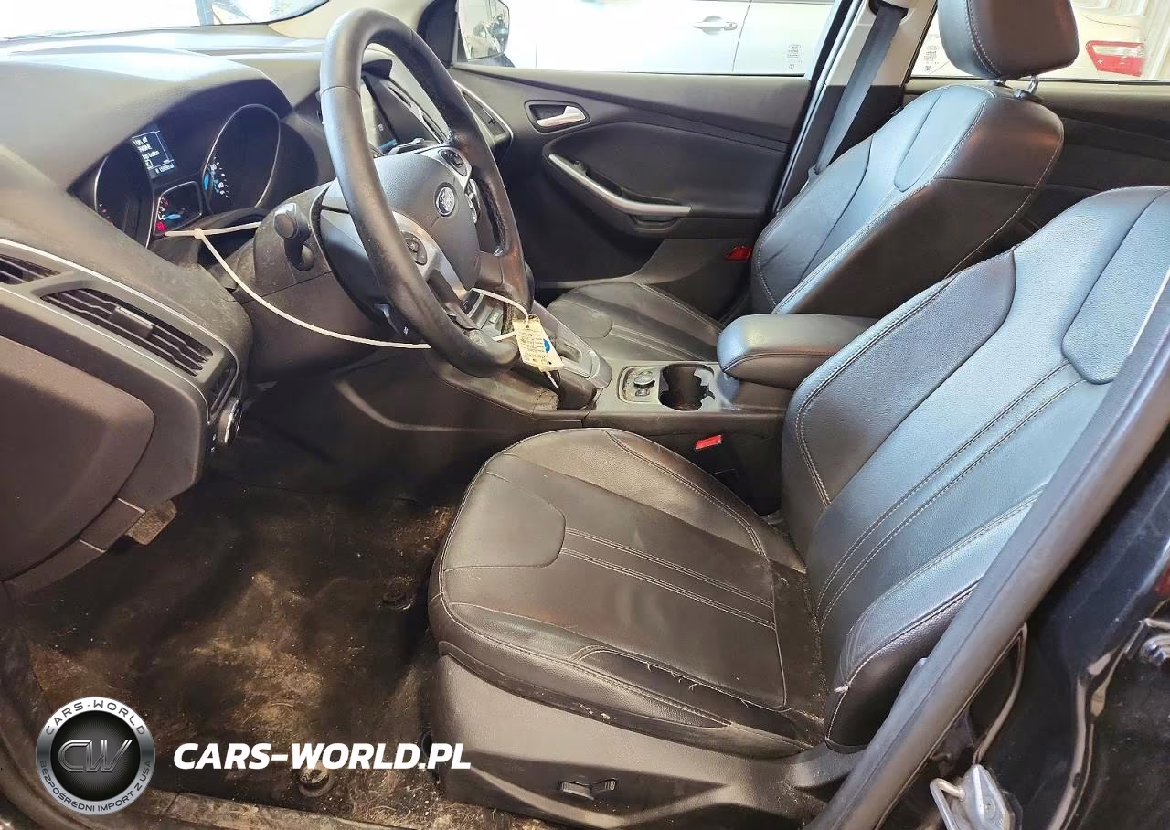 2014 Ford Focus Titanium VIN:1FADP3J27EL230046 - 7