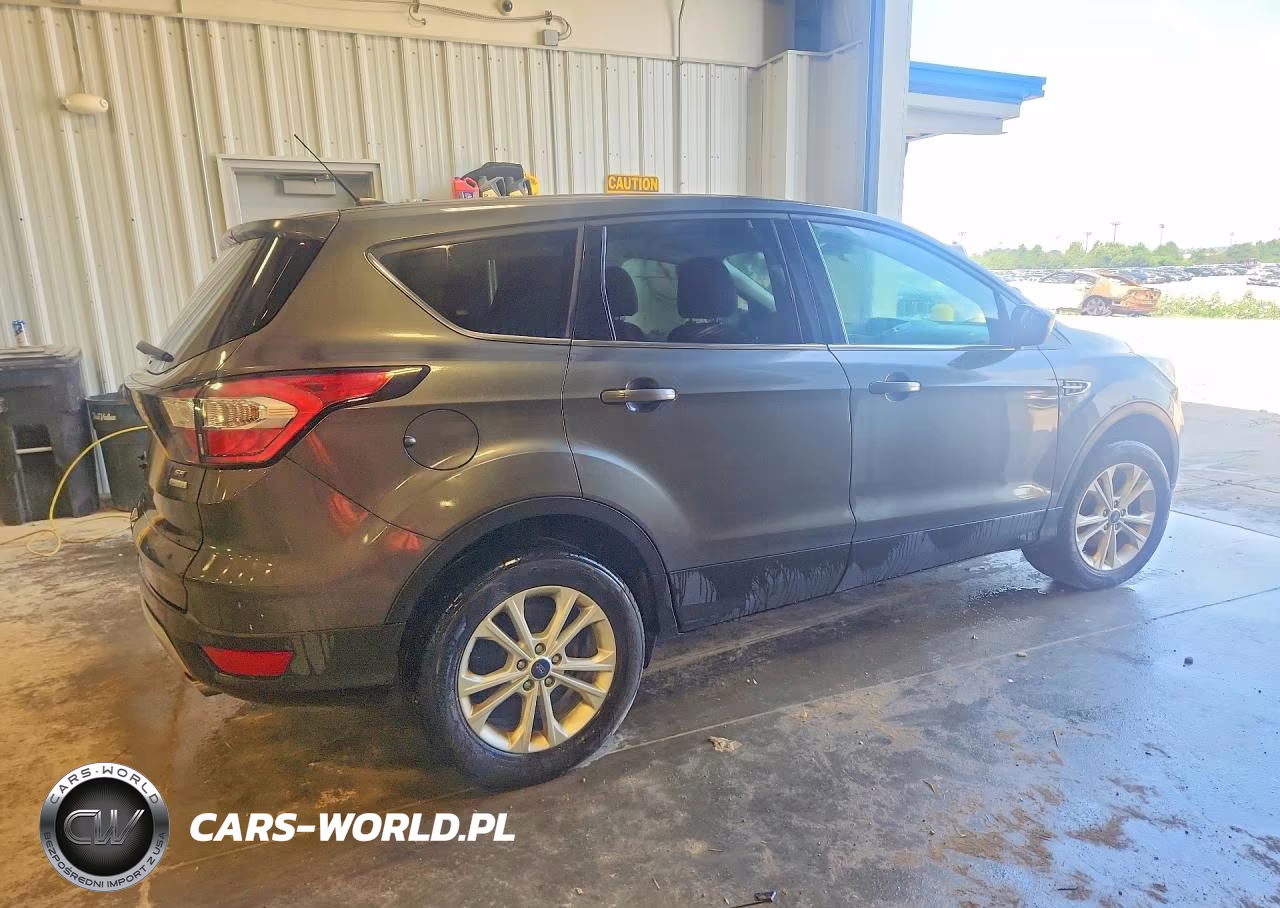 2017 Ford Escape Se VIN:1FMCU0GD4HUE66928 - 3