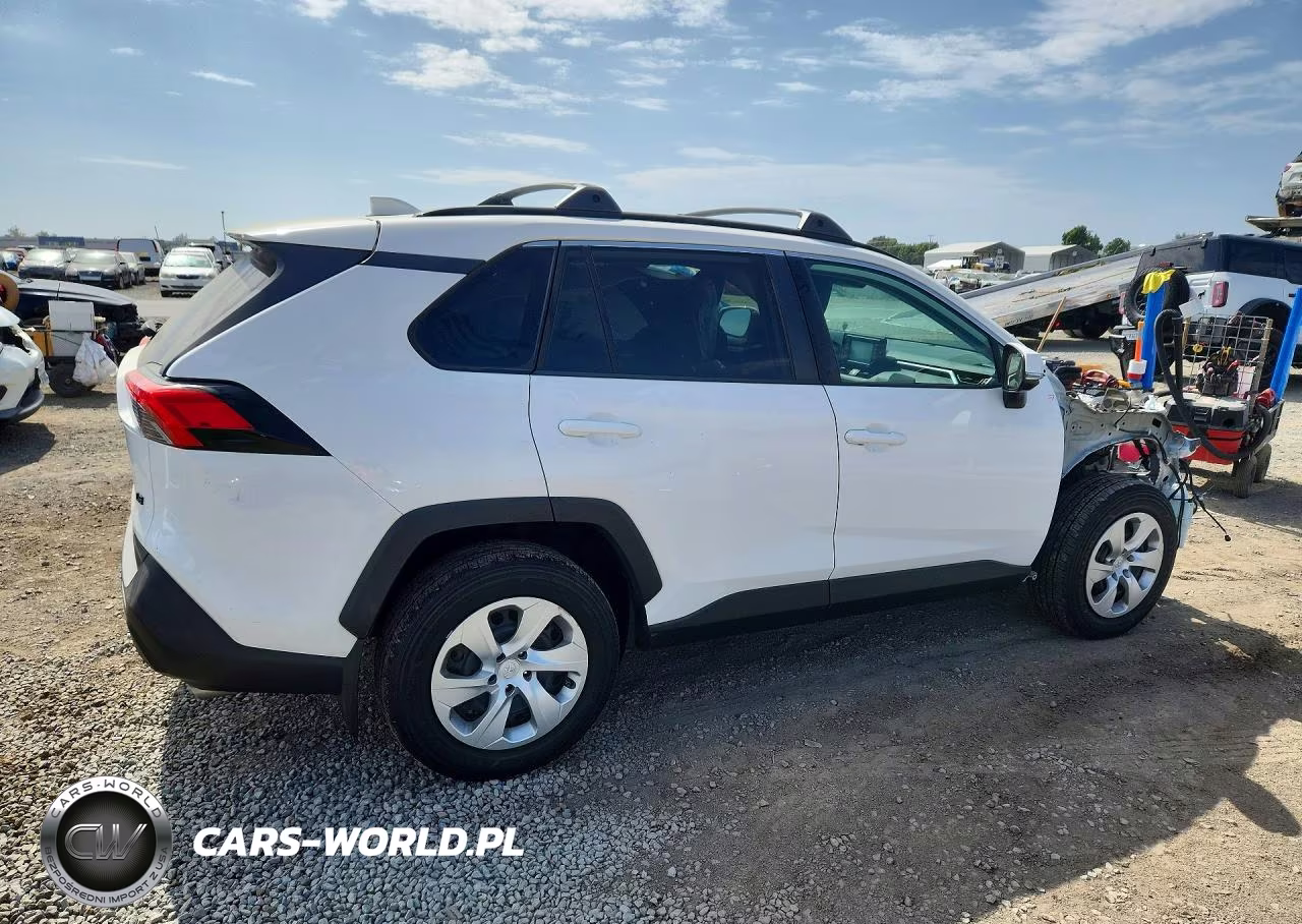 2020 Toyota Rav4 Le VIN:2T3K1RFV0LW087461 - 3
