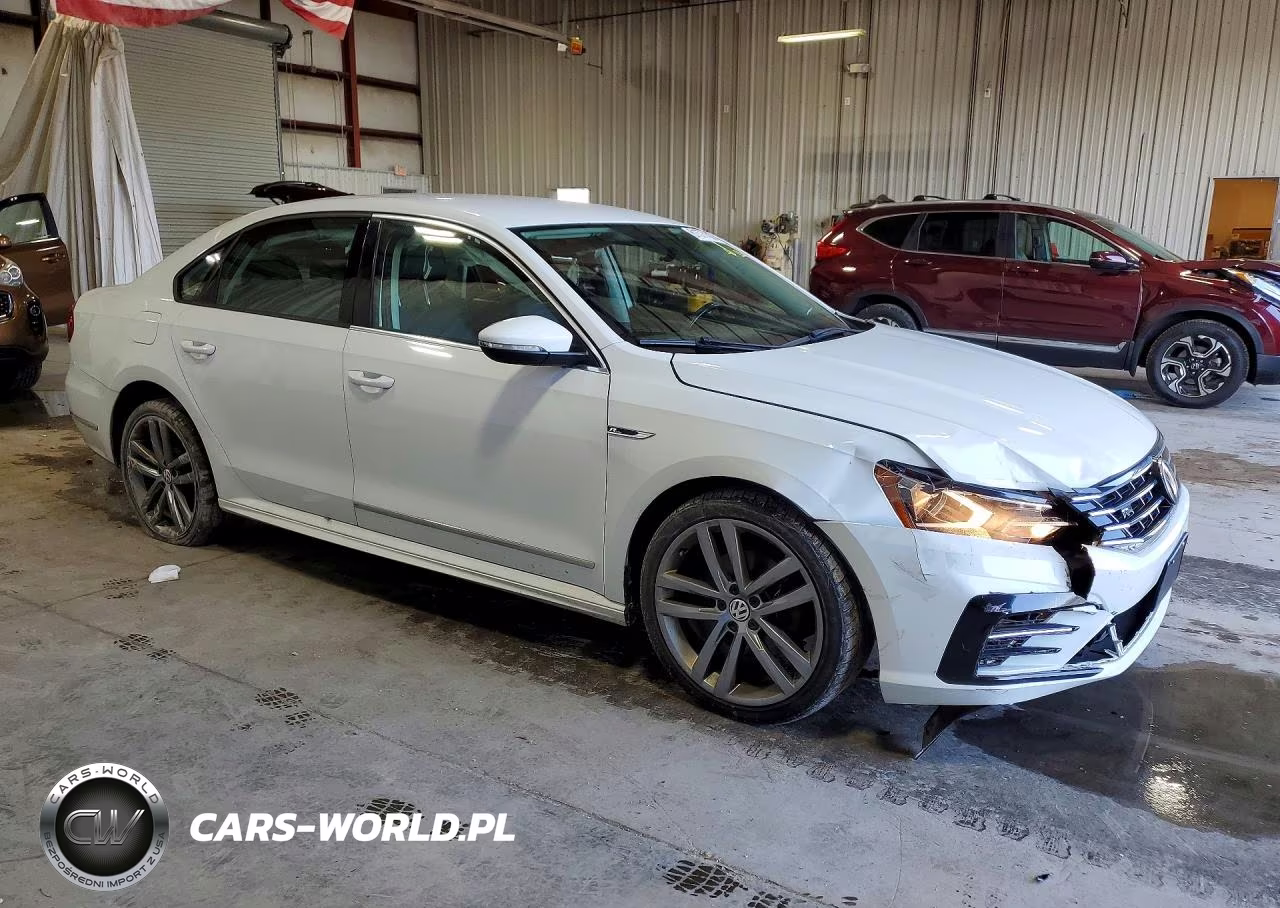 2018 Volkswagen Passat S VIN:1VWAA7A33JC006603 - 4