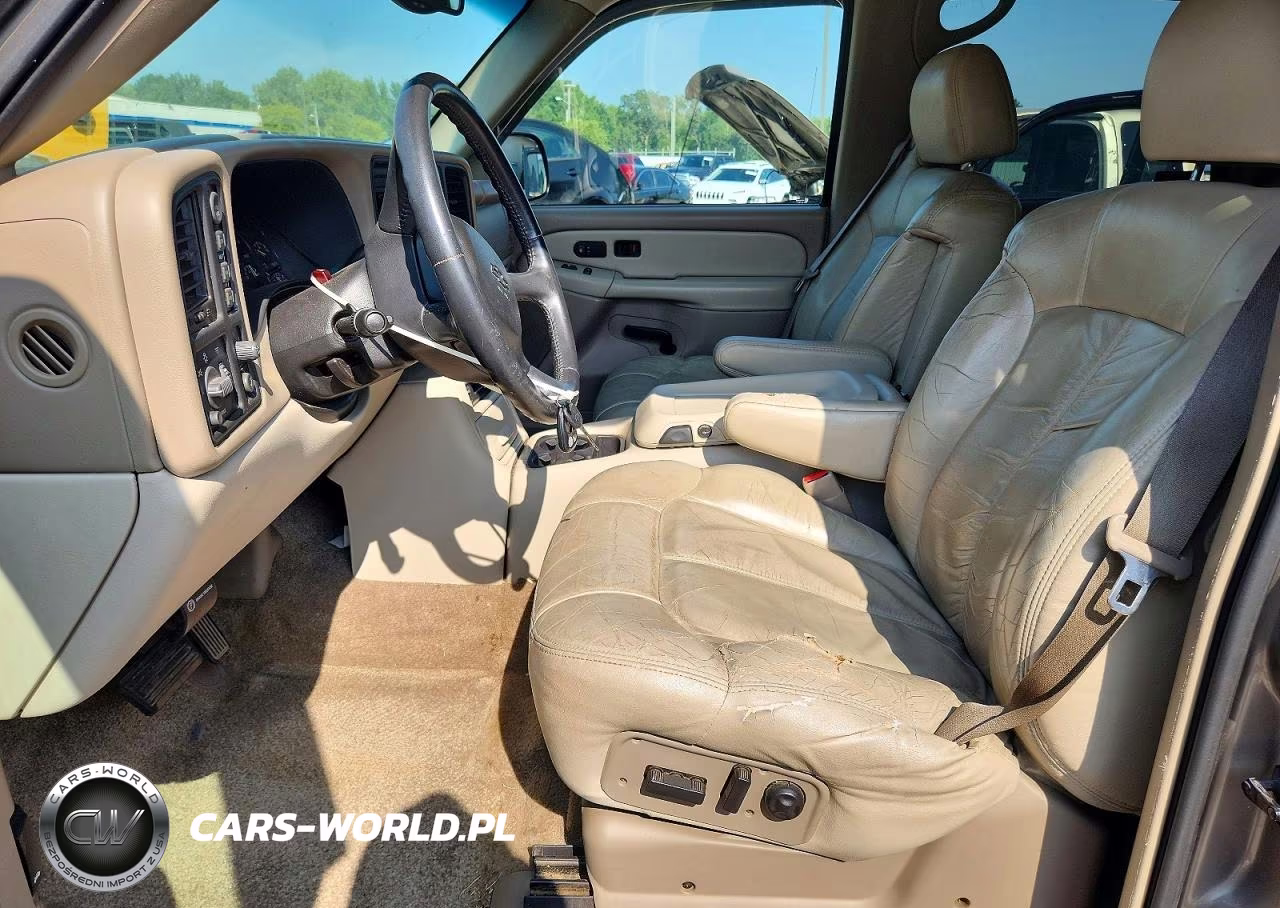 2002 Chevrolet Tahoe K1500 VIN:1GNEK13ZX2J175005 - 7
