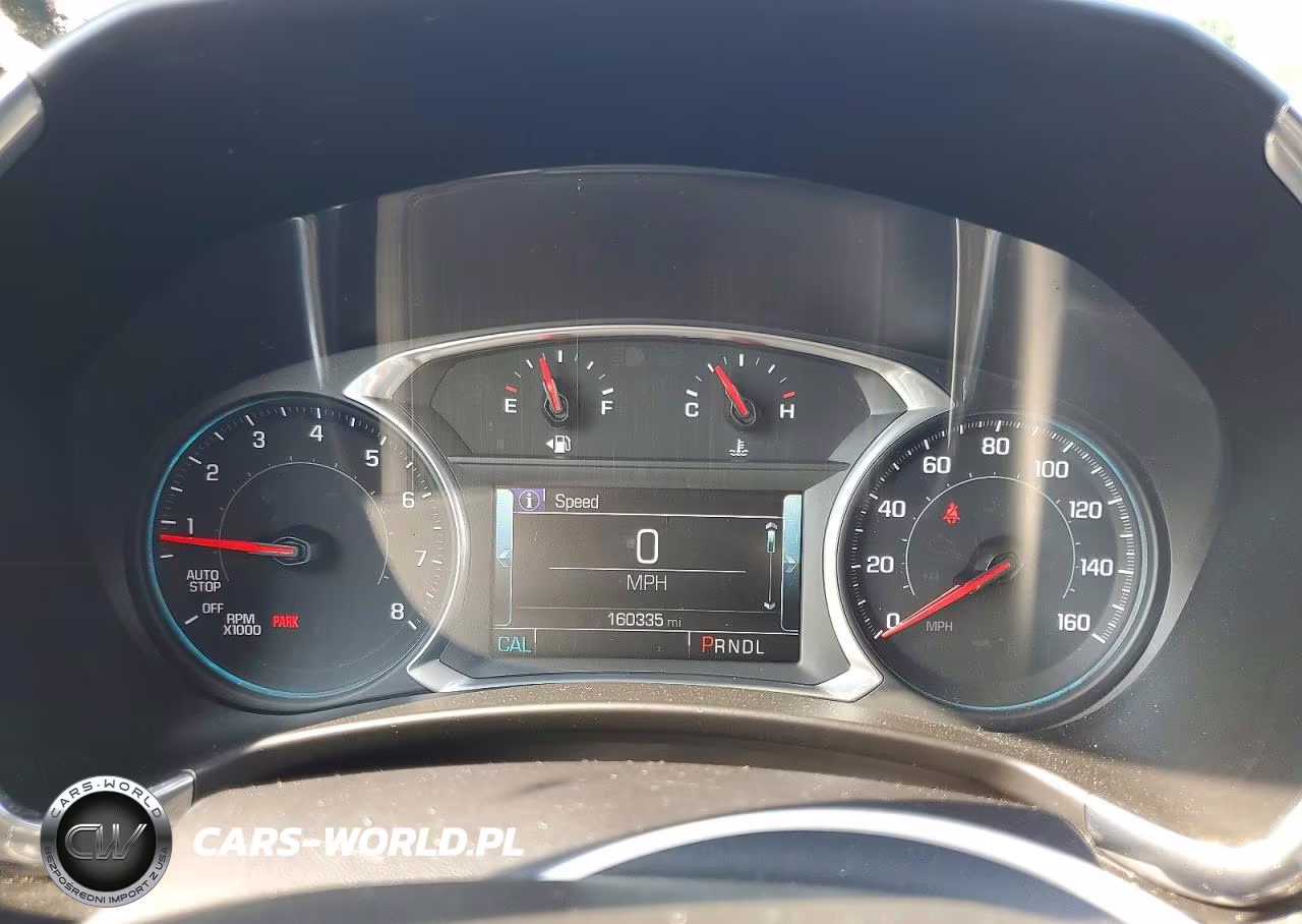 2018 Chevrolet Equinox Premier VIN:3GNAXVEV0JS641085 - 9