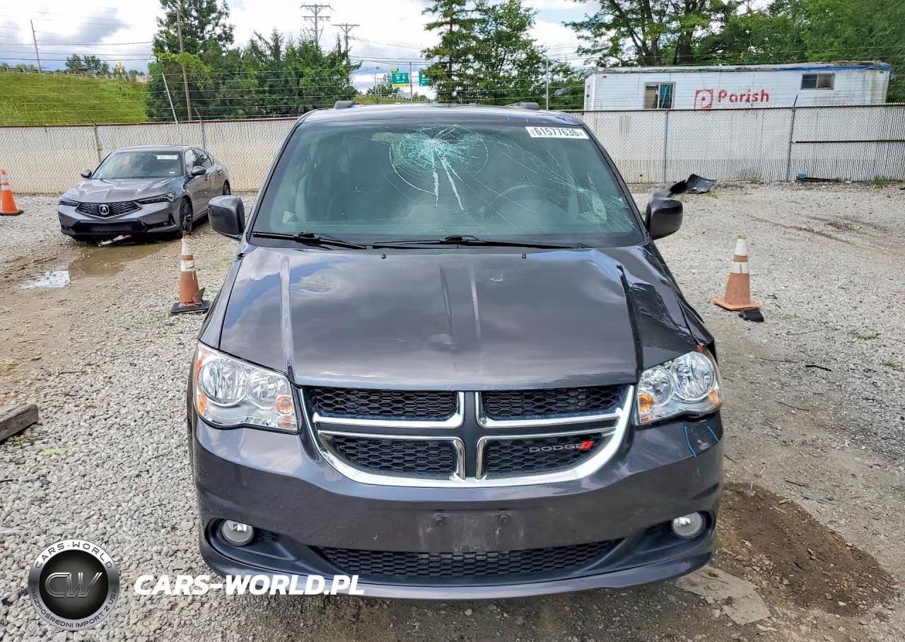 2019 Dodge Grand Caravan Sxt VIN:2C4RDGCG8KR520422 - 5