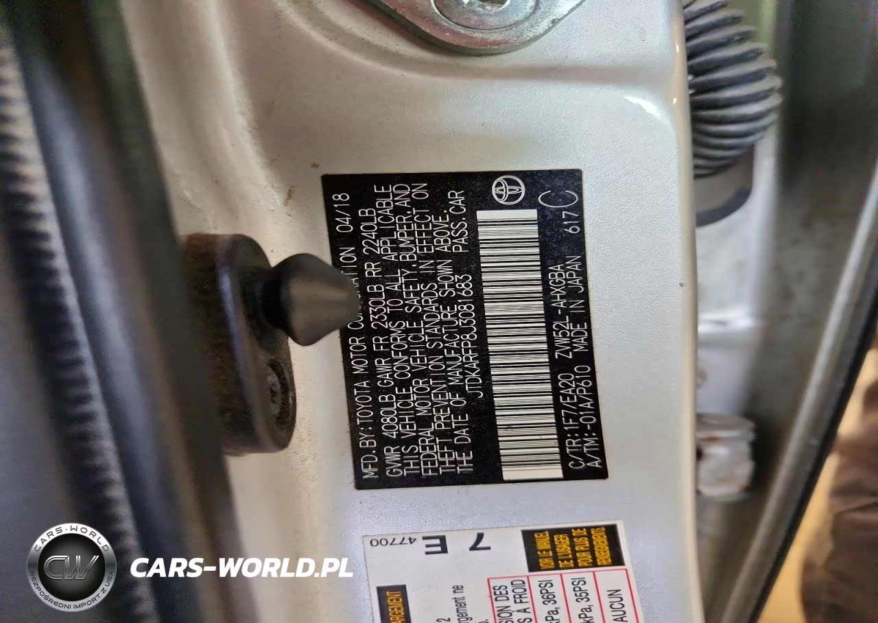 2018 Toyota Prius Prime Advanced VIN:JTDKARFP8J3081683 - 12