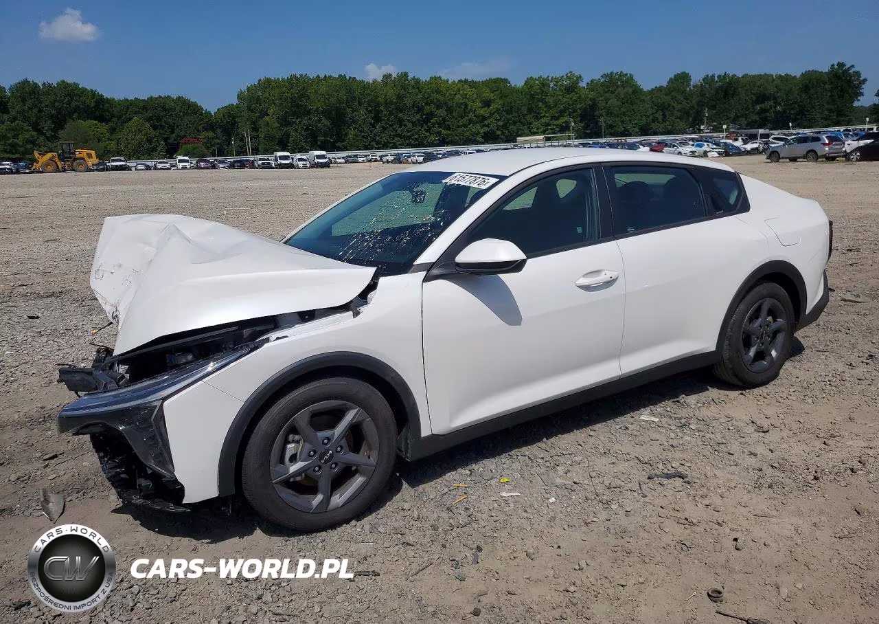 2026 Kia K4 Lxs VIN:3KPFT4DE3TE280085 - 1