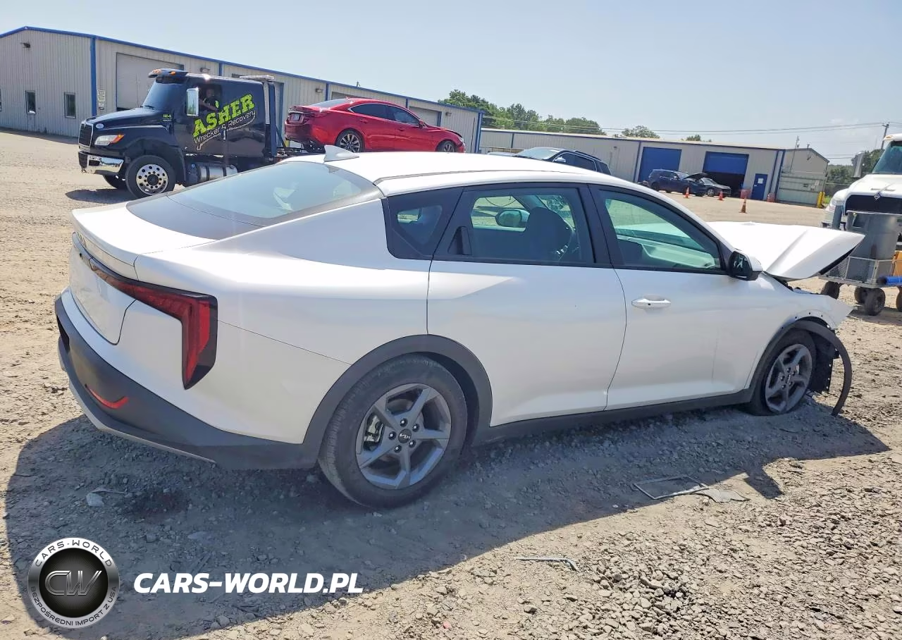 2026 Kia K4 Lxs VIN:3KPFT4DE3TE280085 - 3