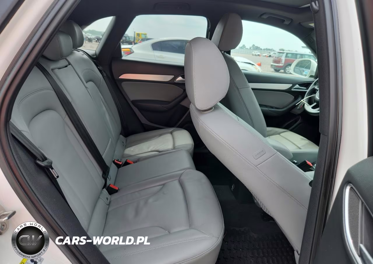 2018 Audi Q3 Premium VIN:WA1BCCFS0JR023943 - 11
