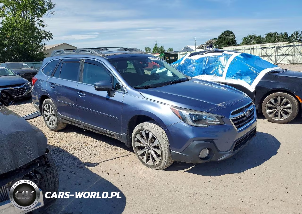 2018 Subaru Outback 2.5I Premium VIN:4S4BSAFC9J3386312 - 4