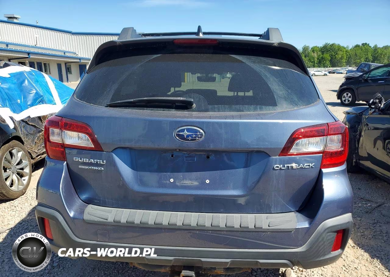 2018 Subaru Outback 2.5I Premium VIN:4S4BSAFC9J3386312 - 6