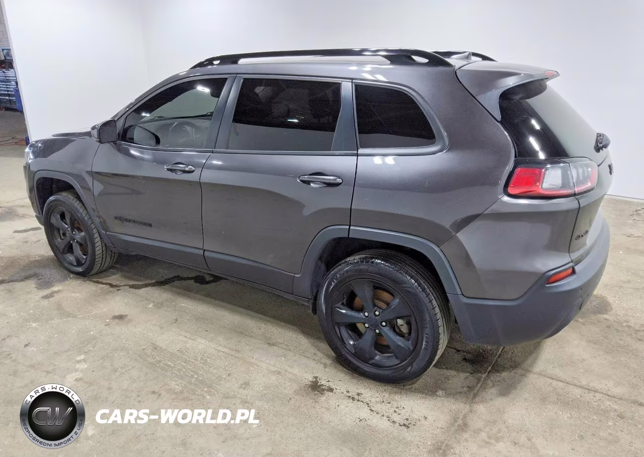2019 Jeep Cherokee Latitude Plus VIN:1C4PJMLX4KD330358 - 2