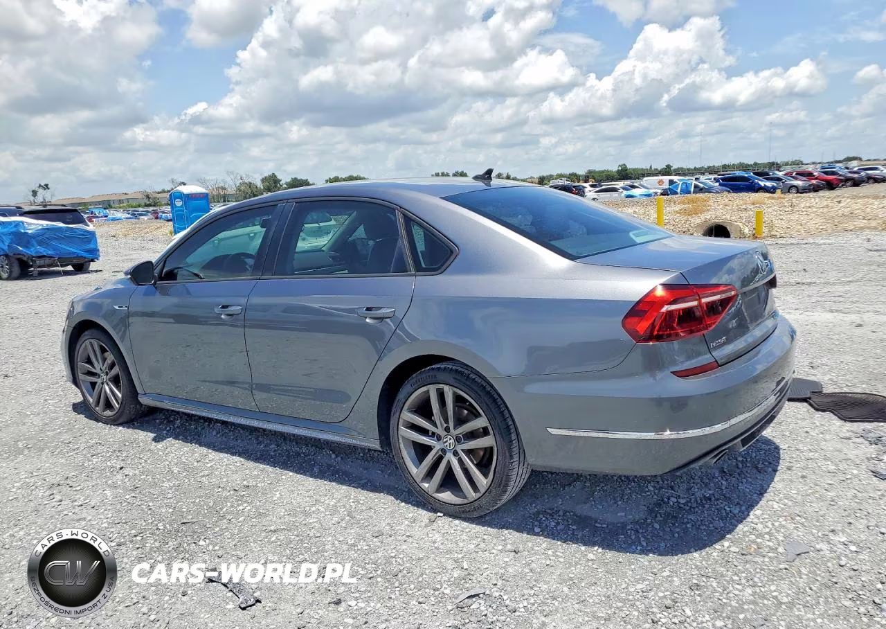 2018 Volkswagen Passat S-R-Line VIN:1VWAA7A33JC001773 - 2