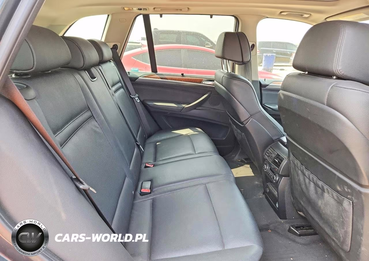 2013 BMW X5 xDrive35I VIN:5UXZV4C5XD0B04364 - 11