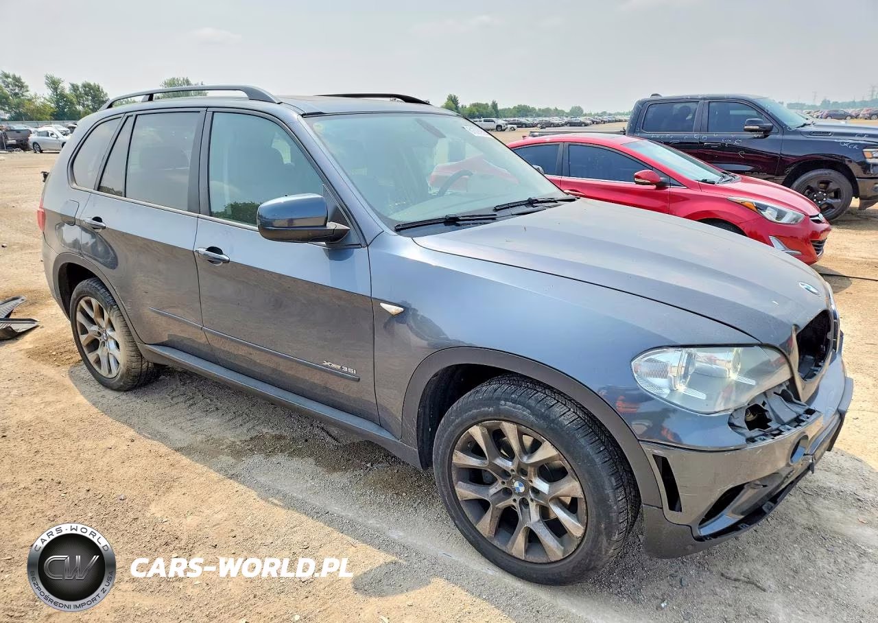 2013 BMW X5 xDrive35I VIN:5UXZV4C5XD0B04364 - 4