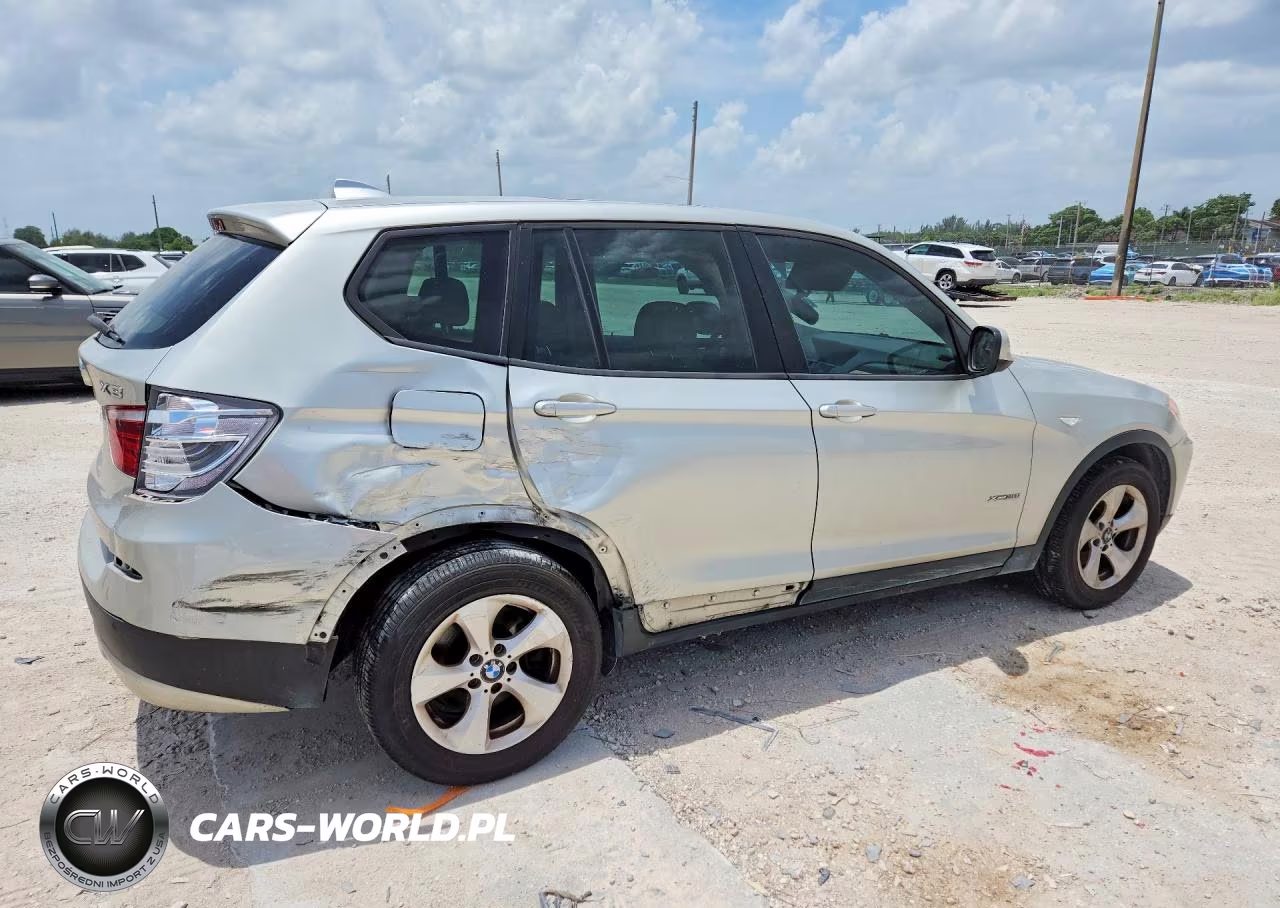 2011 BMW X3 xDrive28I VIN:5UXWX5C5XBL705124 - 3