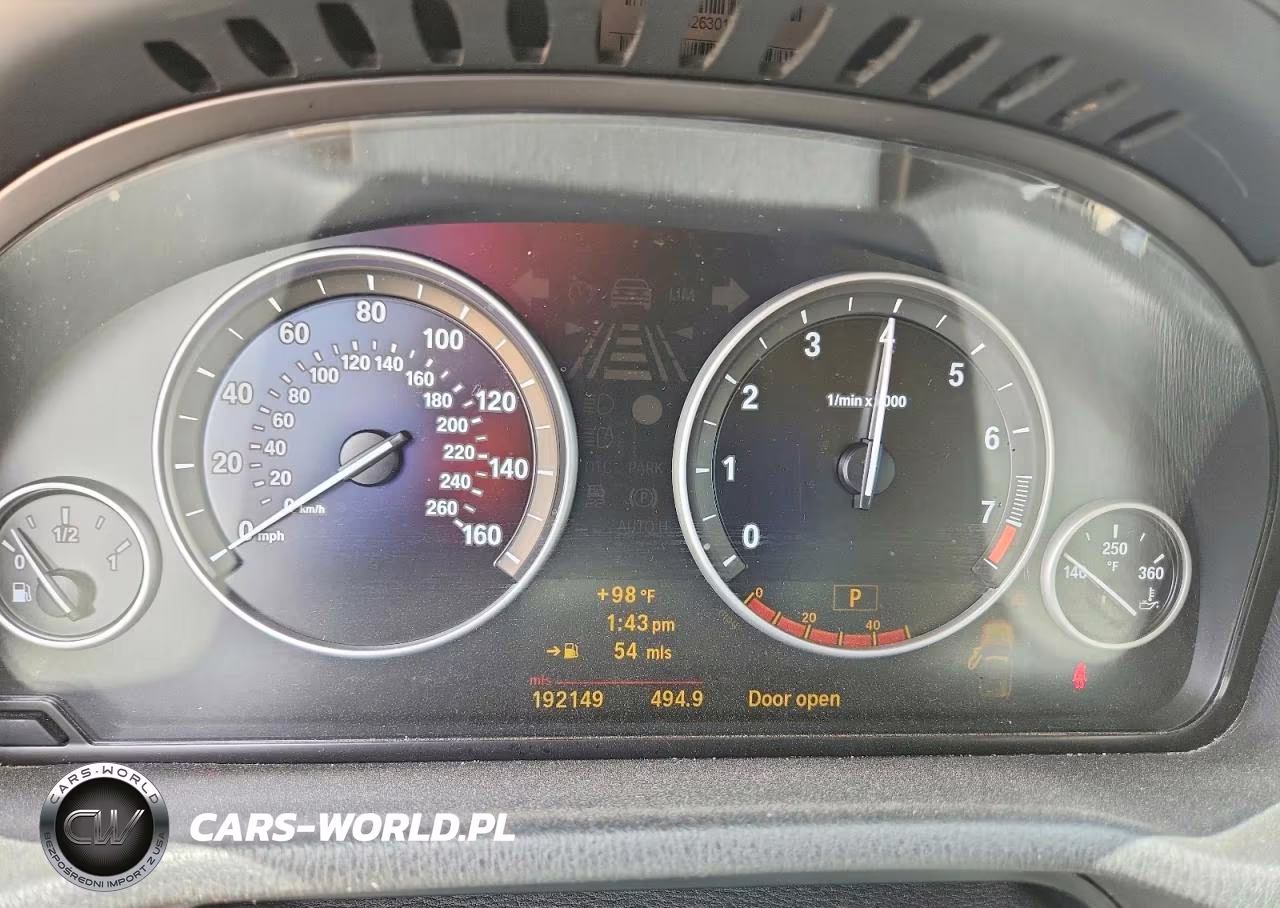 2011 BMW X3 xDrive28I VIN:5UXWX5C5XBL705124 - 9