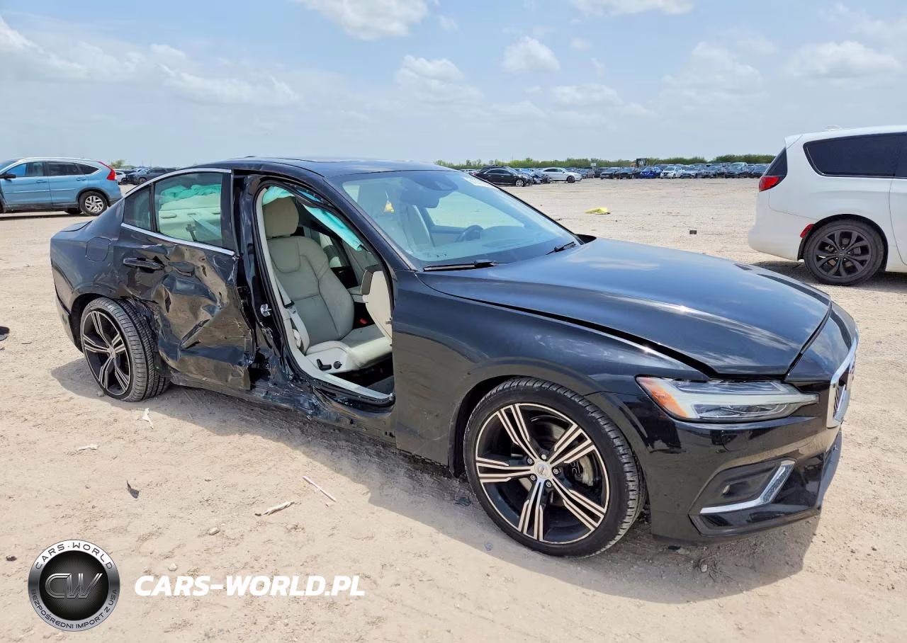 2019 Volvo S60 T5 Inscription VIN:7JR102FL1KG003504 - 4