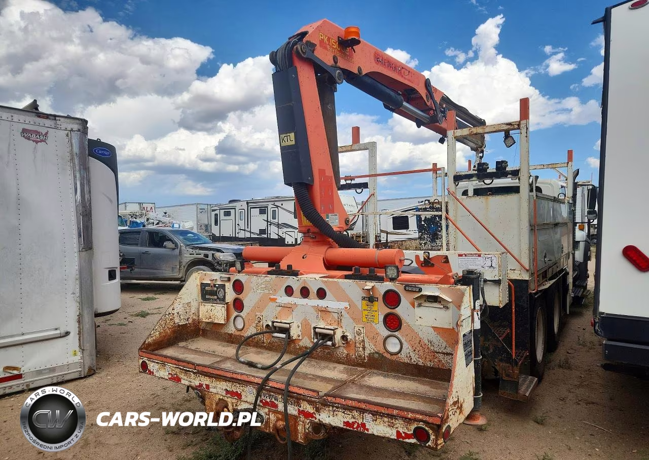 2009 International 7500 Crane Truck VIN:1HTWNAZT99J108139 - 3
