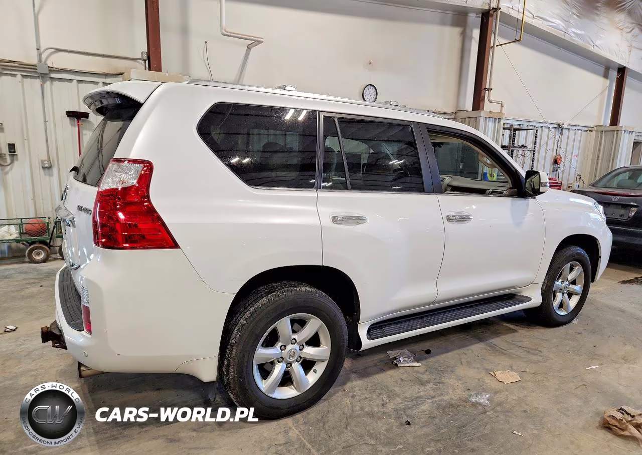 2011 Lexus Gx 460 VIN:JTJBM7FX5B5024176 - 3