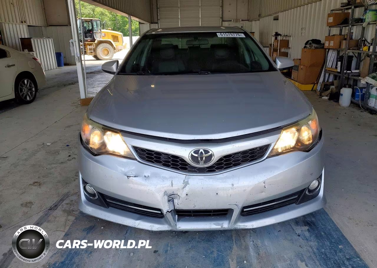 2014 Toyota Camry Se VIN:4T1BF1FKXEU749325 - 5