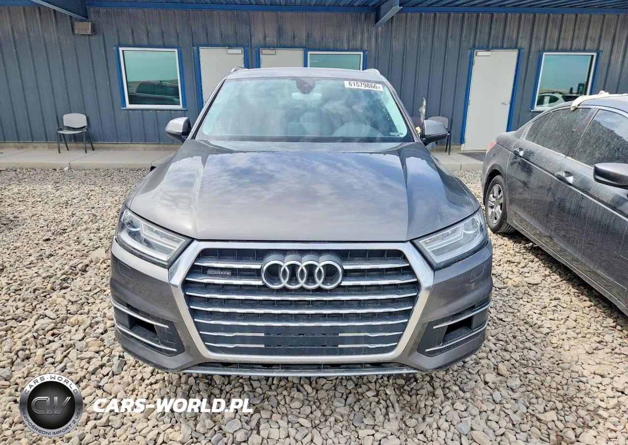 2017 Audi Q7 Premium Plus VIN:WA1LAAF71HD004559 - 5
