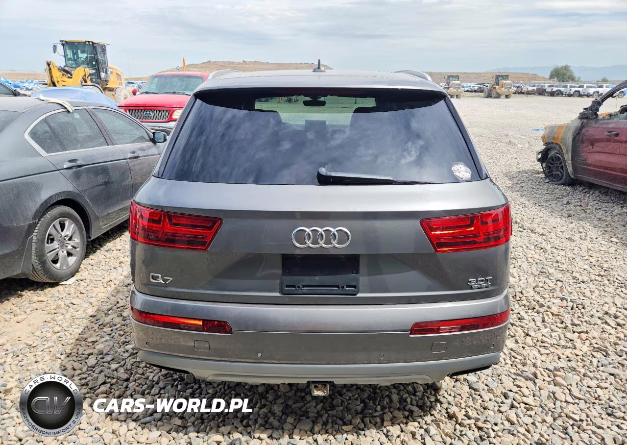 2017 Audi Q7 Premium Plus VIN:WA1LAAF71HD004559 - 6