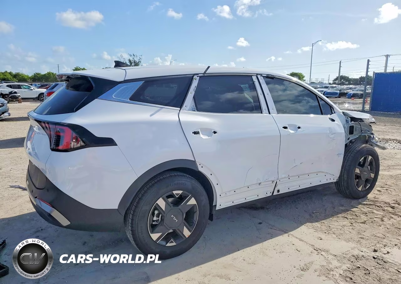 2026 Kia Sportage Lx VIN:5XYK23DF9TG435195 - 3