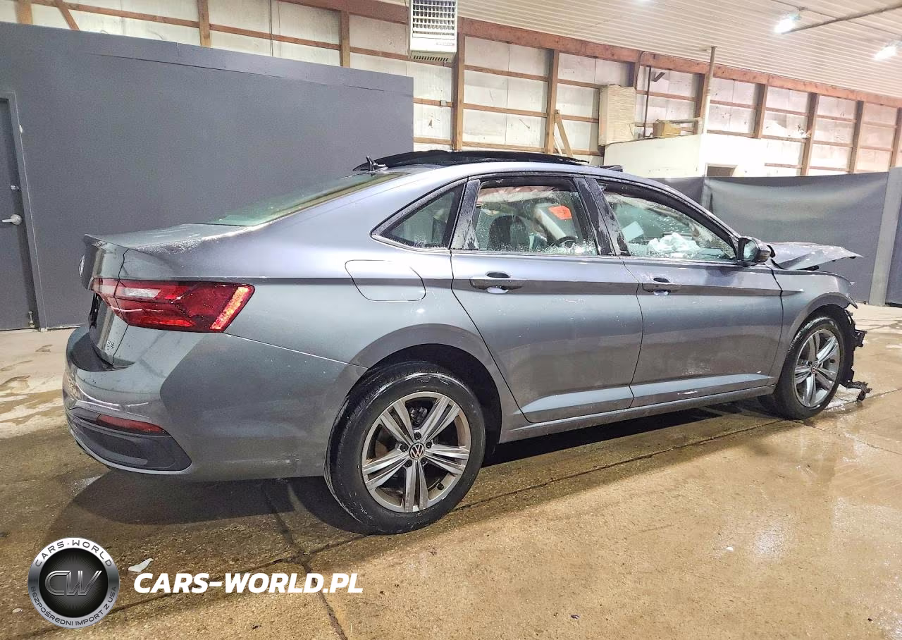 2024 Volkswagen Jetta Se VIN:3VW7M7BU9RM072589 - 3