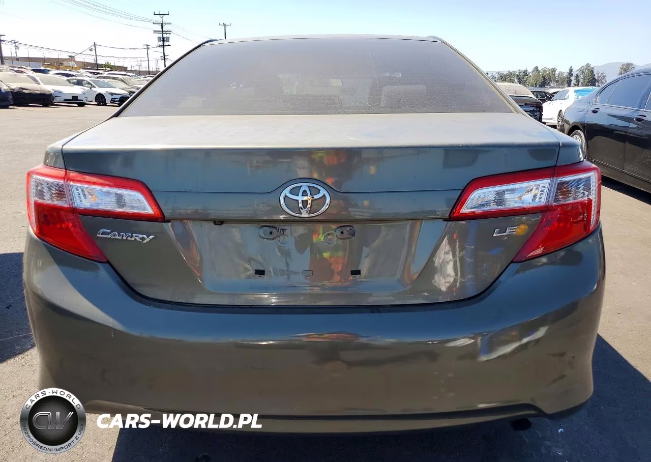 2014 Toyota Camry Le VIN:4T4BF1FK2ER386766 - 6